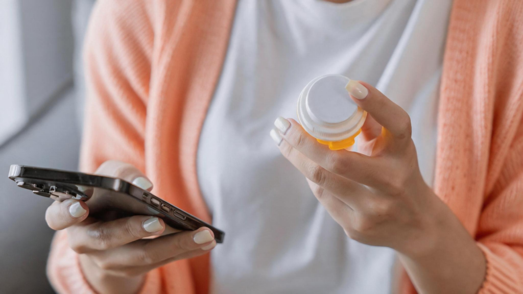 What Is Percocet? Understanding the Risks and Safe Detox